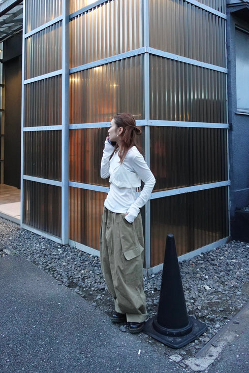 ベロアビスチェ